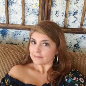 Meet your Posher, Maria